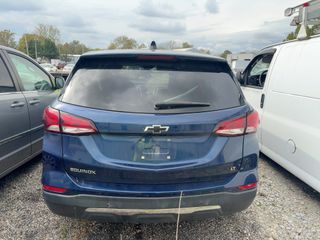 2022 Chevrolet Equinox Premier - Exterior Rear Center Image