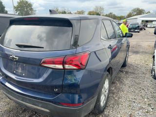 2022 Chevrolet Equinox Premier - Exterior Rear Right Corner Image