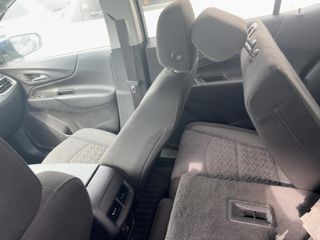 2022 Chevrolet Equinox Premier - Interior Rear Seat Image