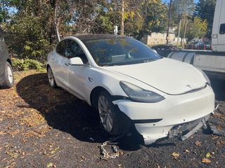 2018 Tesla Model 3 Long Range Battery - Exterior Front Right Corner Image