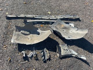 Vehicle Parts Image #1