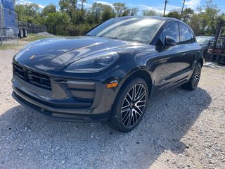 2024 Porsche Macan - Exterior Front Left Corner Image