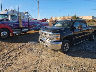 2016 Chevrolet Silverado 2500HD LT - Exterior Front Left Corner Image