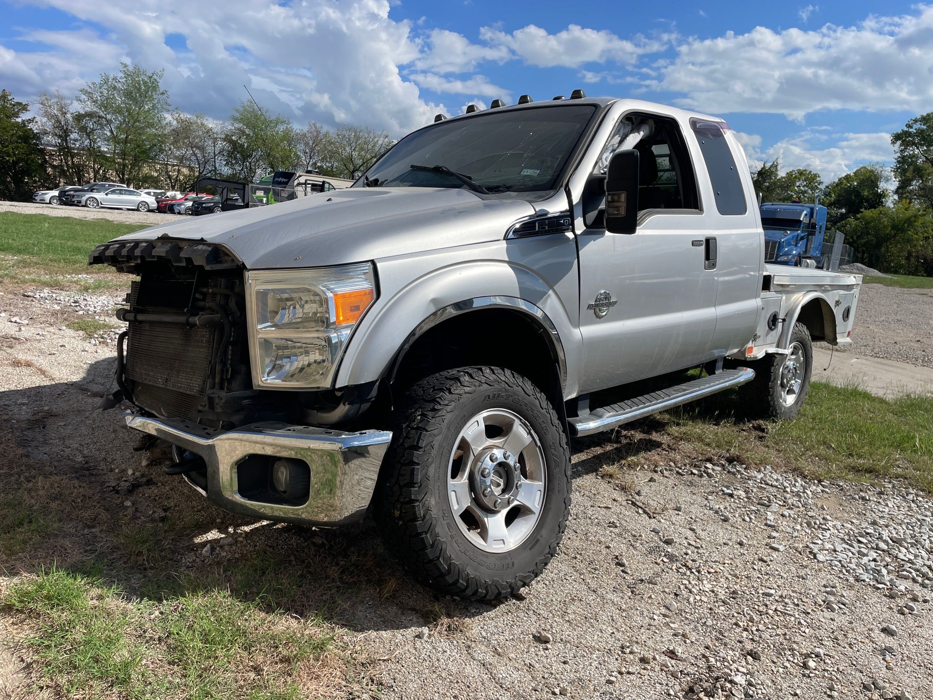 2015 Ford F-350 XLT - Exterior Front Left Corner Image