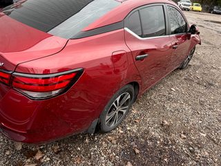 2020 Nissan Sentra SV - Exterior Rear Right Corner Image