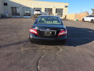 2011 Toyota Camry XLE - Exterior Rear Center Image