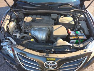 2011 Toyota Camry XLE - Engine Compartment Image