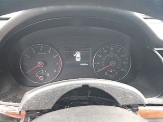 2017 Kia Cadenza Premium - Interior Instrument Cluster / Odometer Image