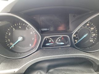 2018 Ford Escape SE - Interior Instrument Cluster / Odometer Image