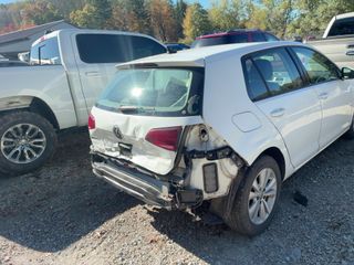 2021 Volkswagen Golf TSI - Primary Damage Right Image