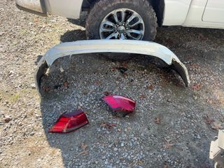 Vehicle Parts Image #1