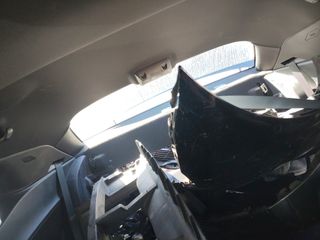 Vehicle Parts Image #3