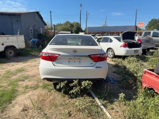 2017 Toyota Camry SE - Exterior Rear Center Image
