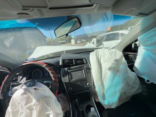 2017 Toyota Camry SE - Interior Full Dashboard Image
