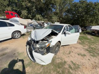 2017 Toyota Camry SE - Primary Damage Left Image