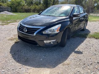 2015 Nissan Altima 2.5 SL - Exterior Front Left Corner Image