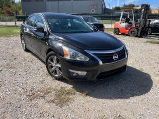 2015 Nissan Altima 2.5 SL - Exterior Front Right Corner Image