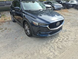 2020 Mazda CX-5 Grand Touring - Exterior Front Right Corner Image