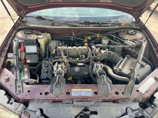 2004 Chevrolet Impala LS - Engine Compartment Image