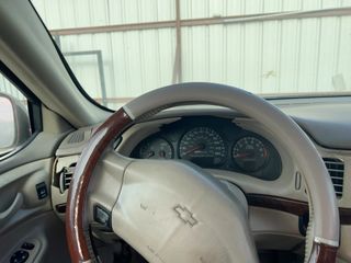 2004 Chevrolet Impala LS - Interior Instrument Cluster / Odometer Image