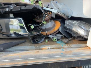 Vehicle Parts Image #3