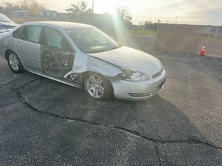 2012 Chevrolet Impala LT Retail - Exterior Front Right Corner Image