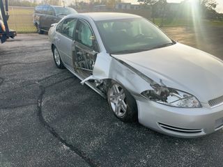 2012 Chevrolet Impala LT Retail - Primary Damage Right Image