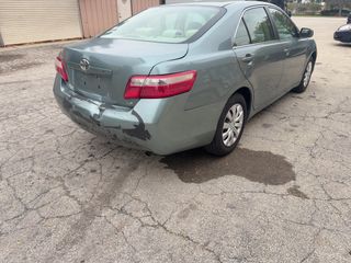 2009 Toyota Camry LE - Exterior Rear Right Corner Image
