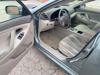 2009 Toyota Camry LE - Driver's Front Door Image