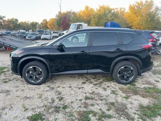 2024 Nissan Rogue SV - Exterior Side Driver Image