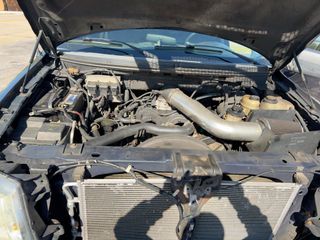 2006 Ford F-150 XLT - Engine Compartment Image