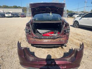 2017 Ford Fusion SE - Exterior Rear Center Image