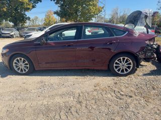 2017 Ford Fusion SE - Exterior Side Driver Image