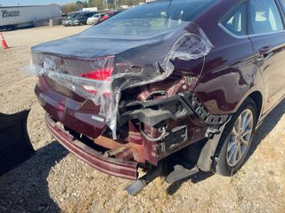 2017 Ford Fusion SE - Primary Damage Right Image