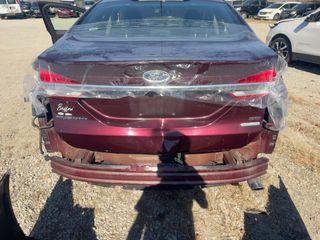 2017 Ford Fusion SE - Primary Damage Straight On Image