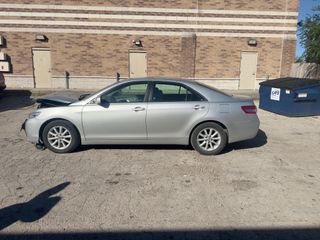 2011 Toyota Camry XLE - Exterior Side Driver Image