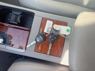 2011 Toyota Camry XLE - Interior Steering Wheel With Keys Image