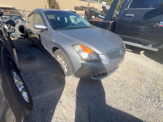 2007 Nissan Altima 2.5 S - Exterior Front Right Corner Image