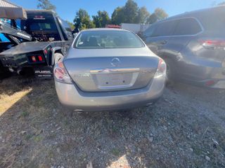 2007 Nissan Altima 2.5 S - Exterior Rear Center Image