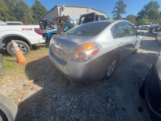 2007 Nissan Altima 2.5 S - Exterior Rear Right Corner Image