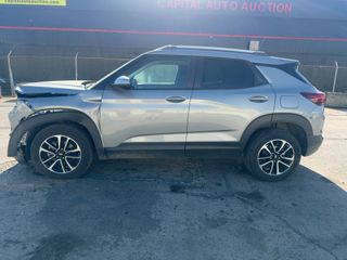 2025 Chevrolet Trailblazer LT - Exterior Side Driver Image