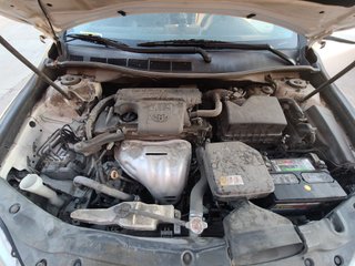 2017 Toyota Camry SE - Engine Compartment Image