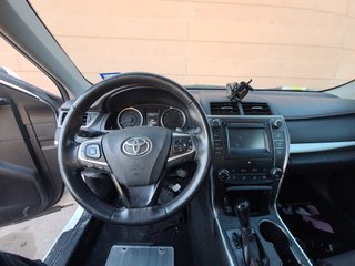 2017 Toyota Camry SE - Interior Full Dashboard Image