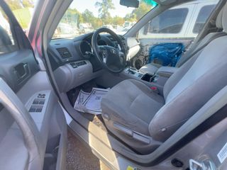2013 Toyota Highlander - Driver's Front Door Image