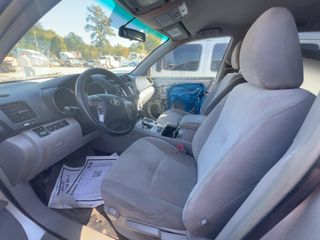 2013 Toyota Highlander - Interior Front Seat Image