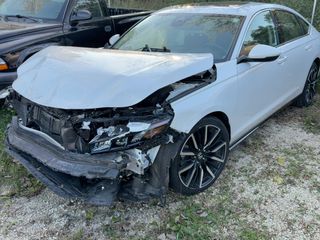 2023 Honda Accord Hybrid Touring - Exterior Front Left Corner Image