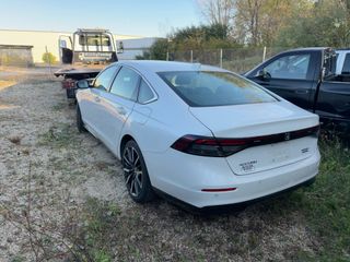 2023 Honda Accord Hybrid Touring - Exterior Rear Left Corner Image