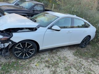 2023 Honda Accord Hybrid Touring - Exterior Side Driver Image