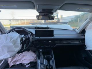 2023 Honda Accord Hybrid Touring - Interior Full Dashboard Image