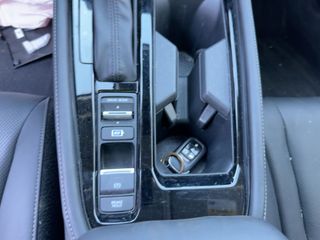 2023 Honda Accord Hybrid Touring - Interior Steering Wheel With Keys Image
